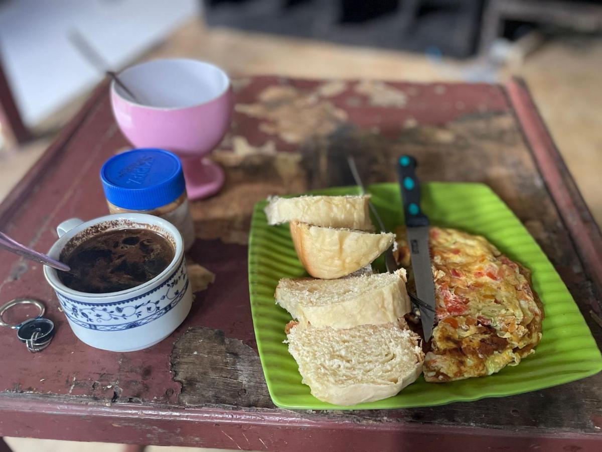 Hidayah Homestay 켈리무투 외부 사진
